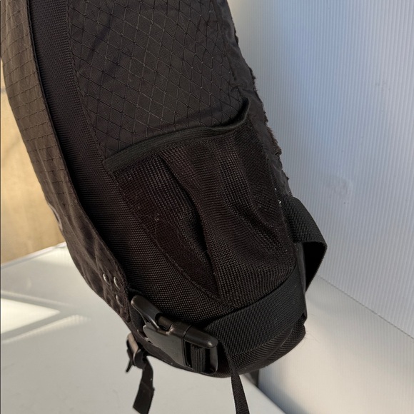 VINTAGE OAKLEY SANDBAG SLING BAG BACKPACK - DECENT USED CONDITION BLACK TACTICAL - Picture 7 of 17